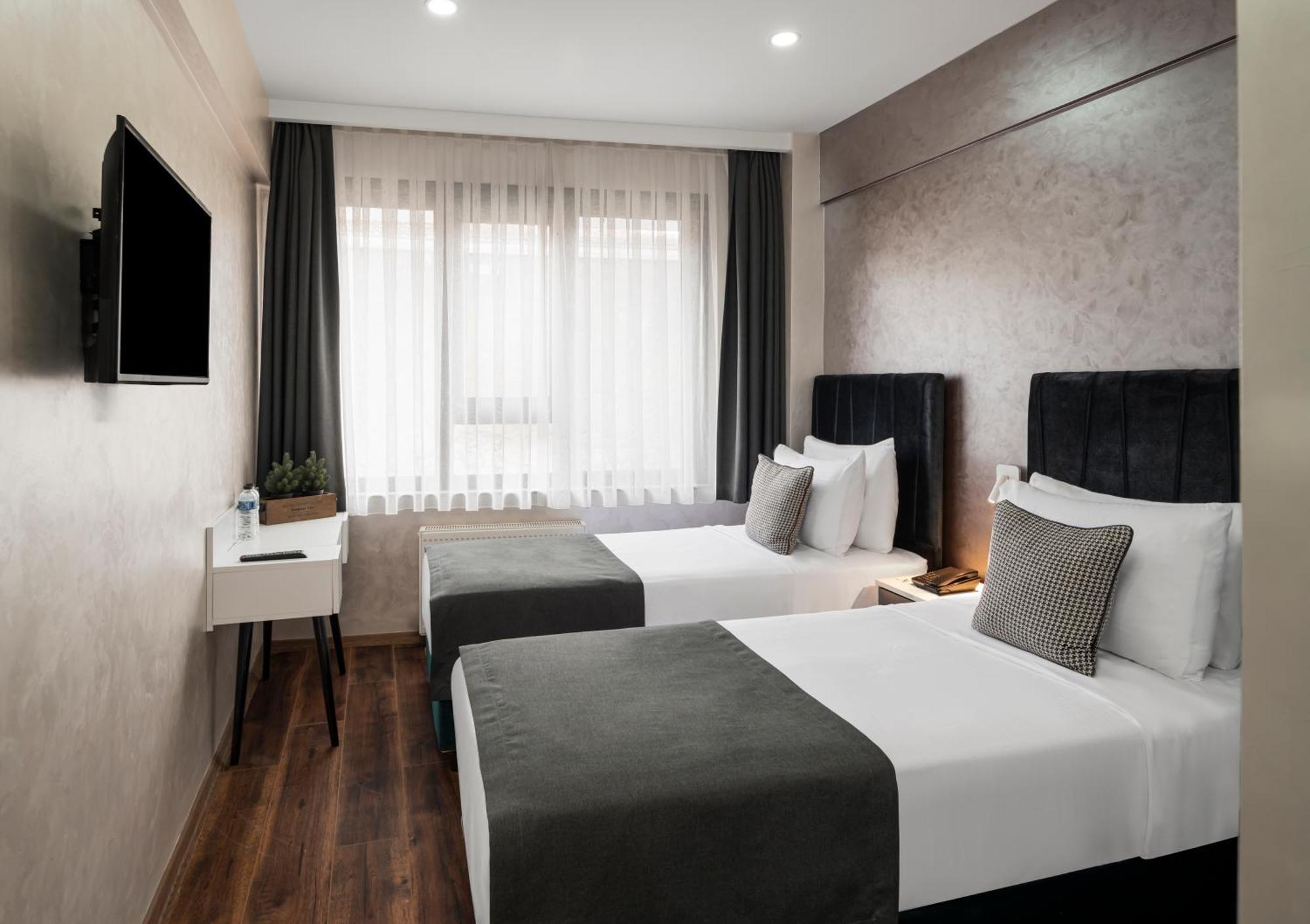 Istanbul Efes Hotel الغرفة الصورة